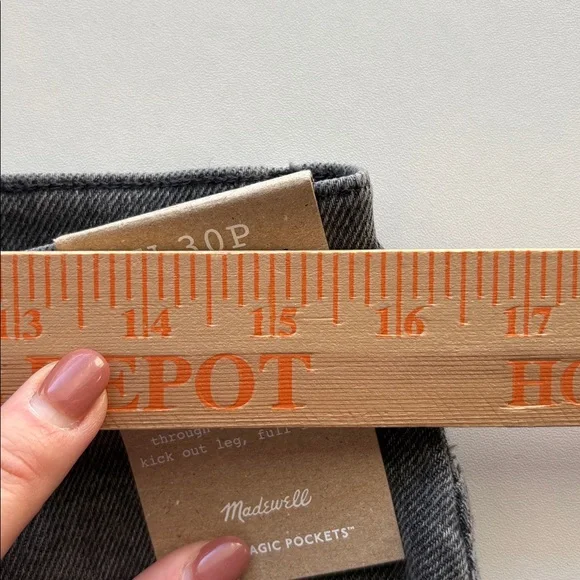 Madewell Women's Petite Kick Out‎ Full-Length Jeans CD4 Paynes Wash Size 30p NWT - Picture 9 of 11
